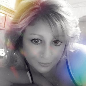 Meet your Posher, Bobbie